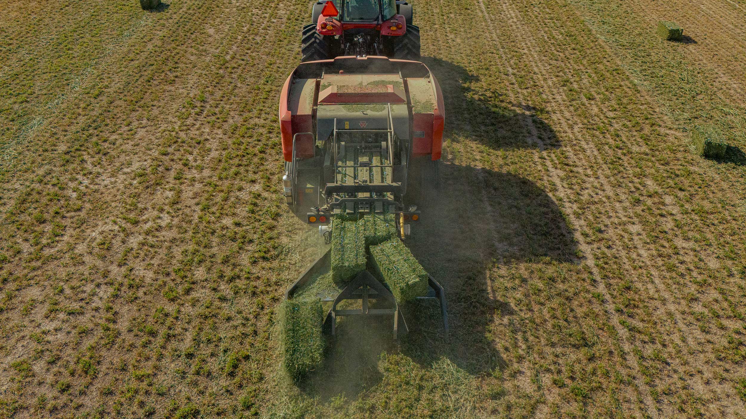 Massey-Hesston-double-baler-2025-a