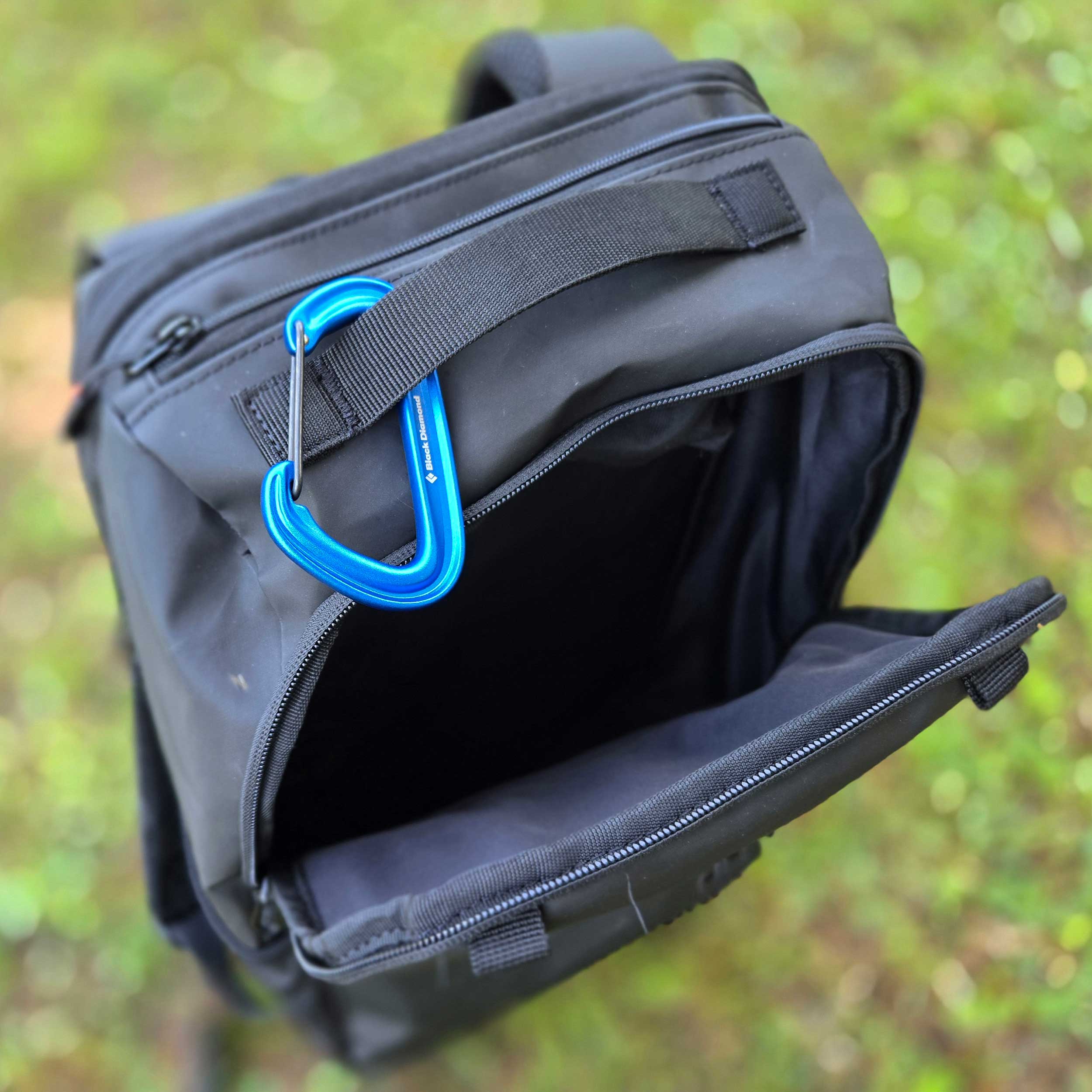 Helly-Hansen-Workwear-Barcode-Backpack-Interior