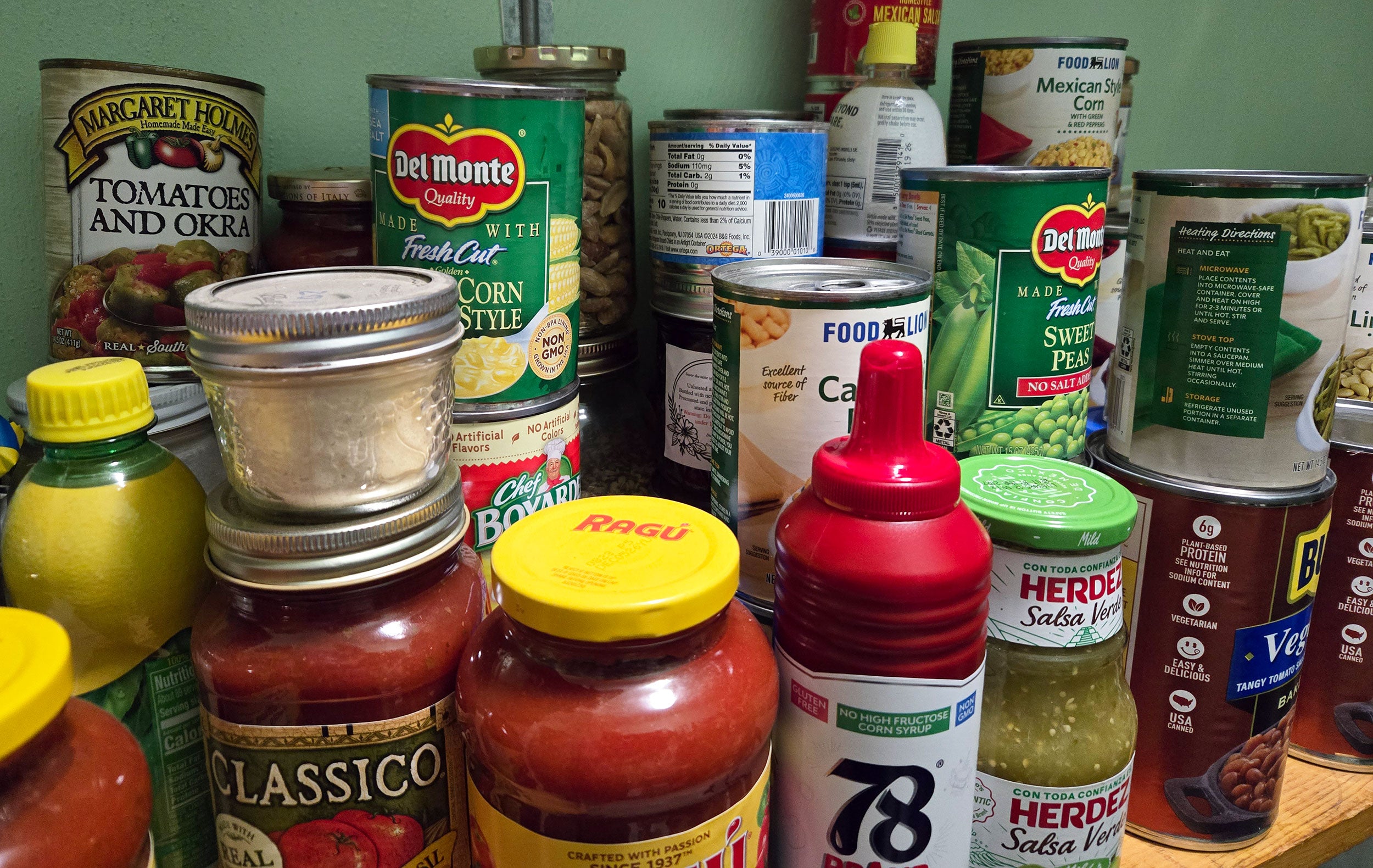 canned-goods-pantry
