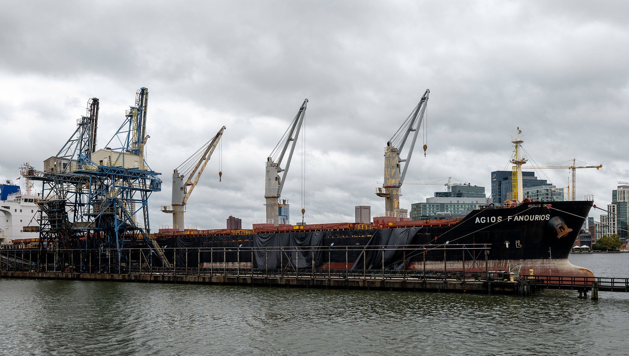 container-ship-port-of-baltimore