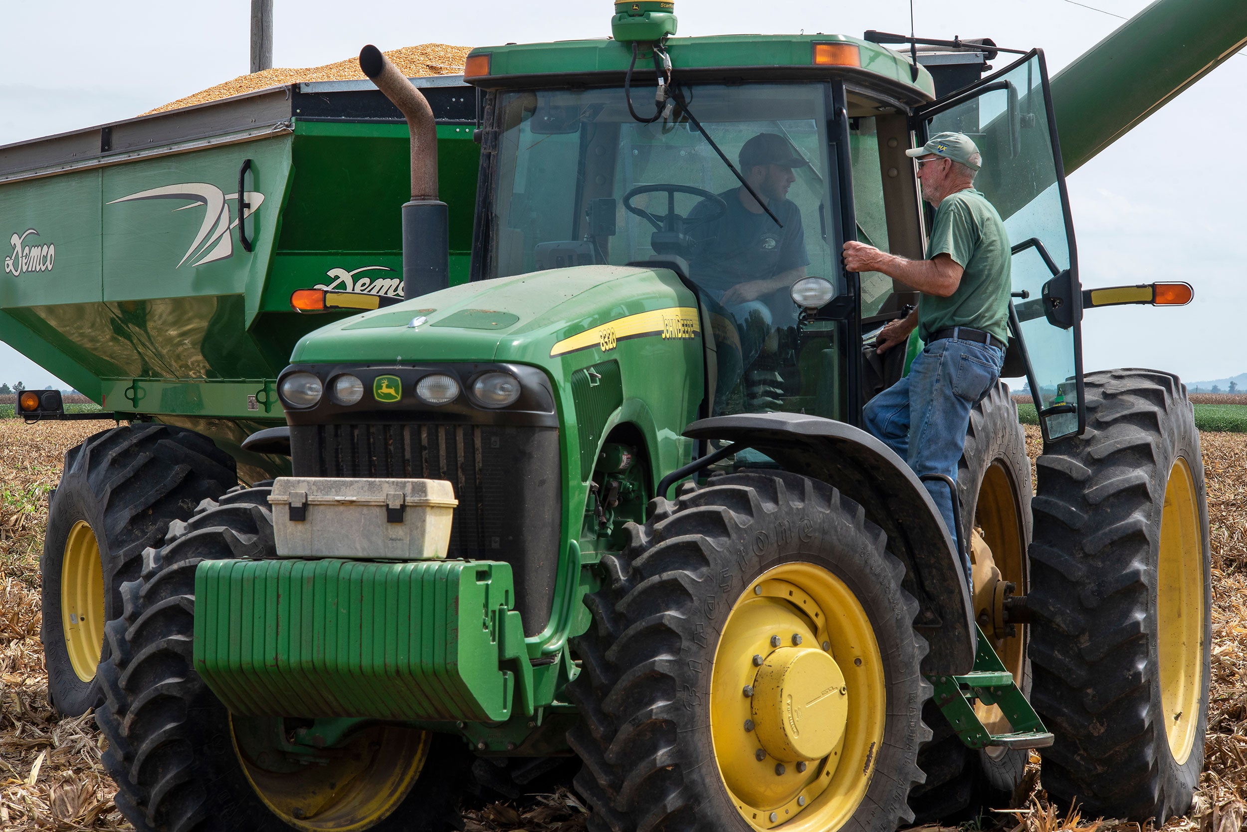 father-son-missouri-family-farmers-by-Jon_Rehg