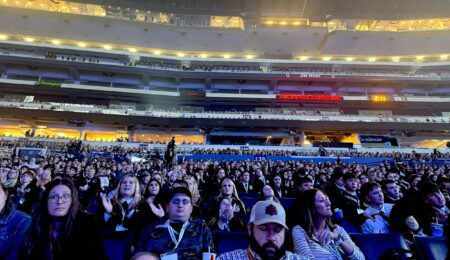 FFA Alumni and Supporters Honor Top Chapters and States