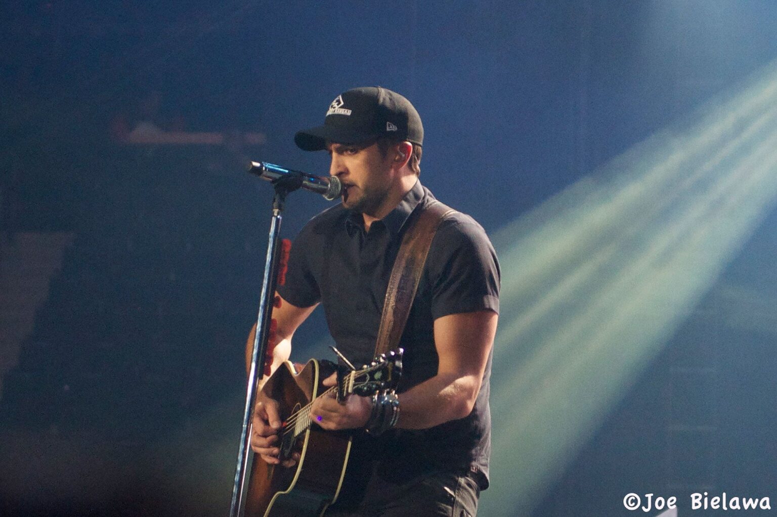Luke Bryan announces 2026 Farm Tour spring stops in Calif.