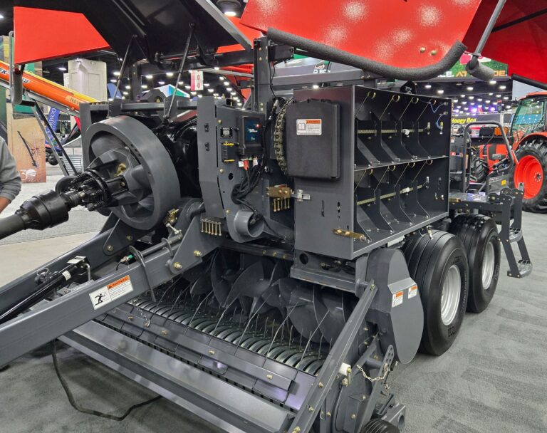 Kubota Debuts Patented SSB2014 High-Capacity Square Baler