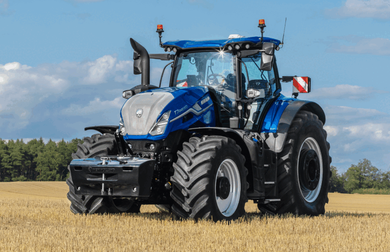 High-hp T7 XD from New Holland Debuting at Commodity Classic