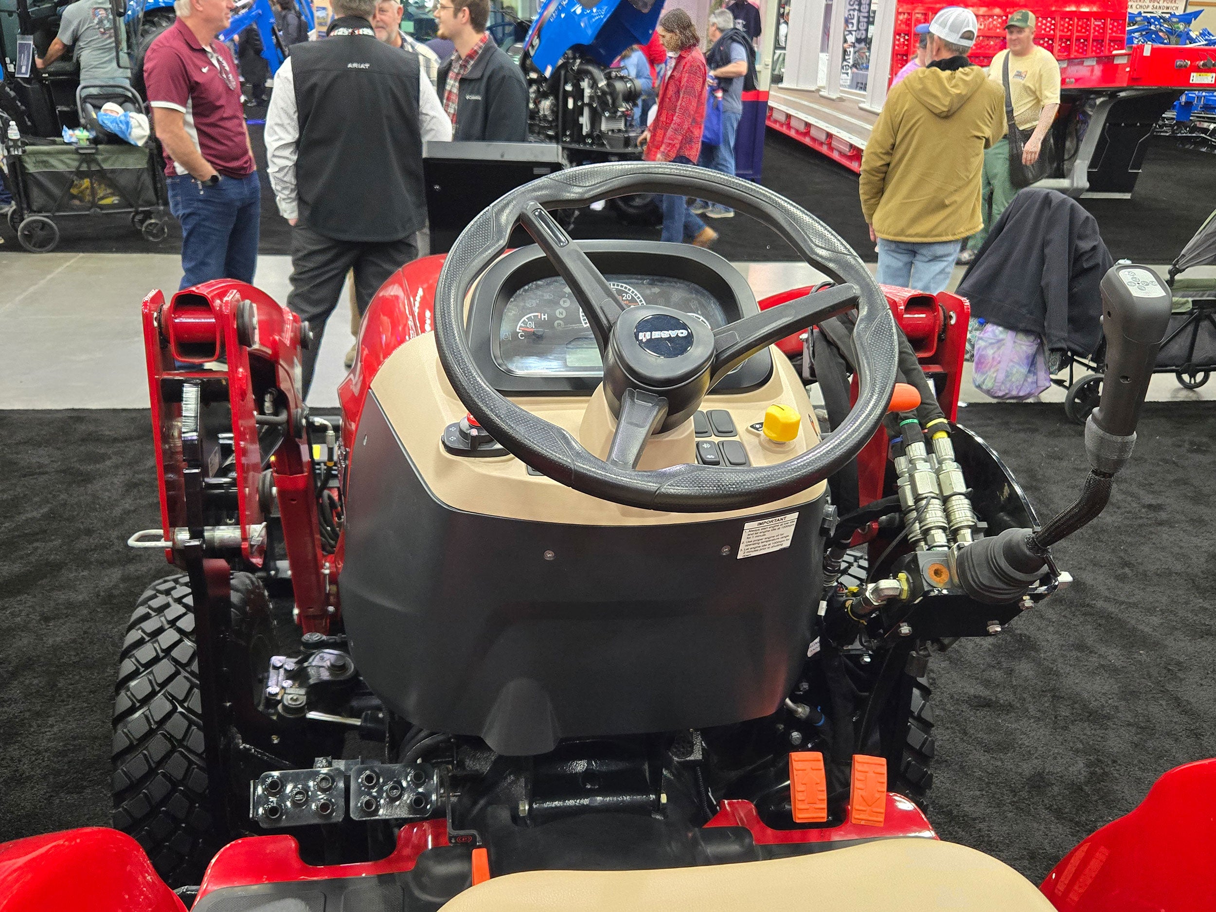 farmall_40A_seat-nfms